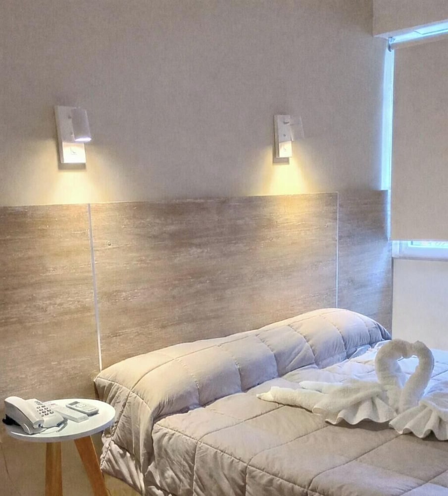 Milan Hotel 35/43
