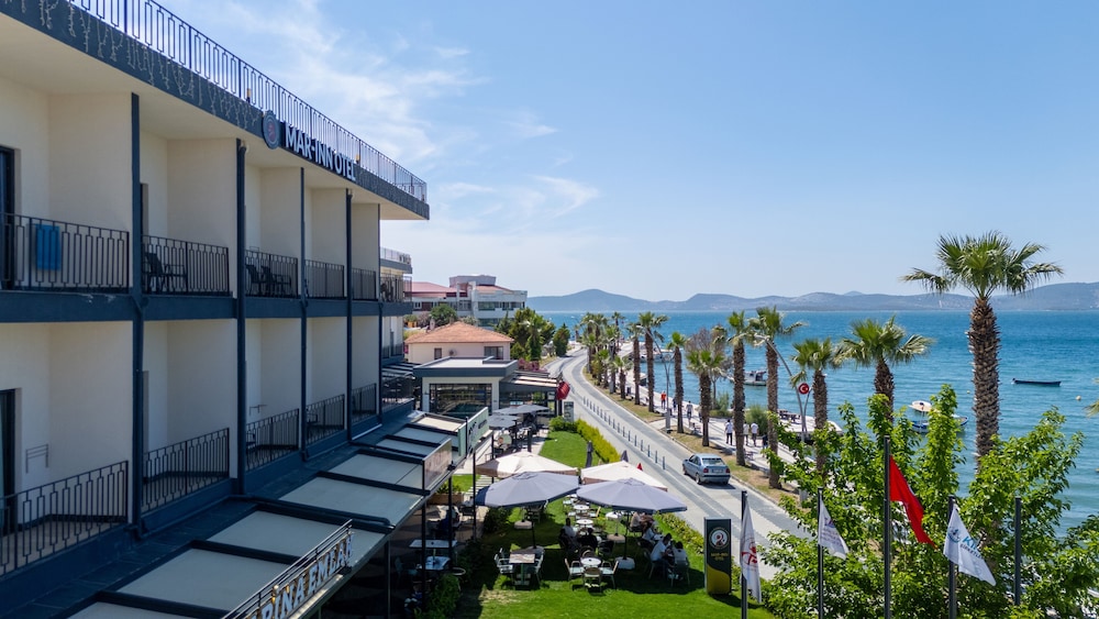 Roseira Mar Inn Luxury 3/55