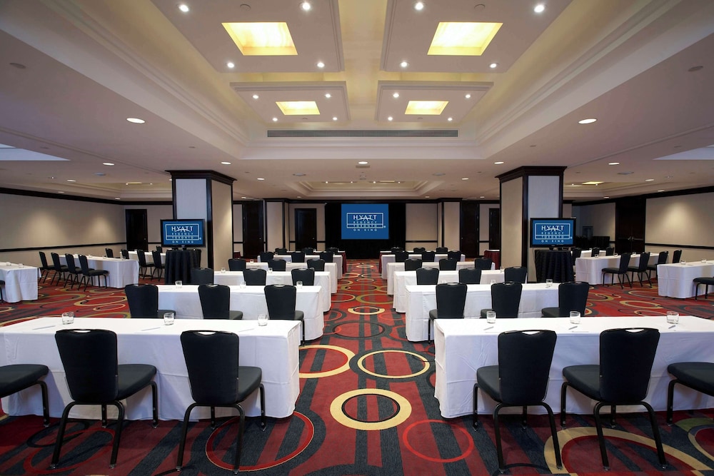 Hyatt Regency Toronto Hotel 56/63