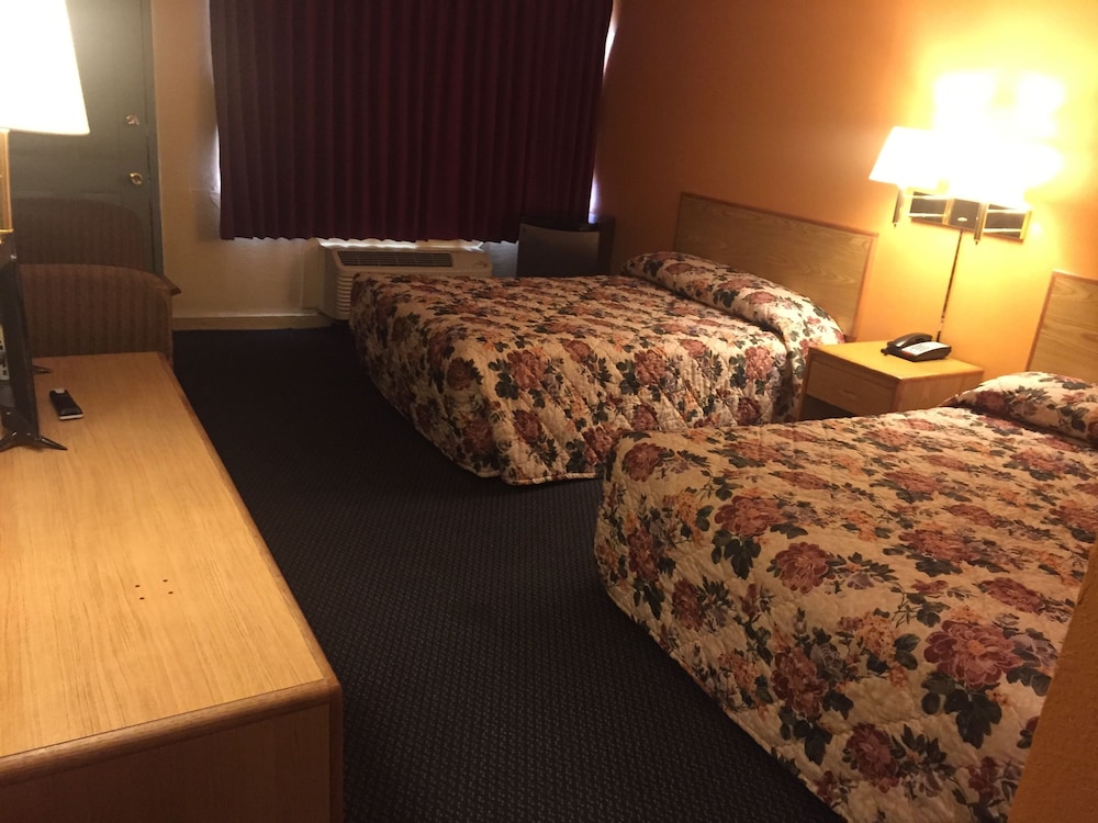 Camelot INN 13/22