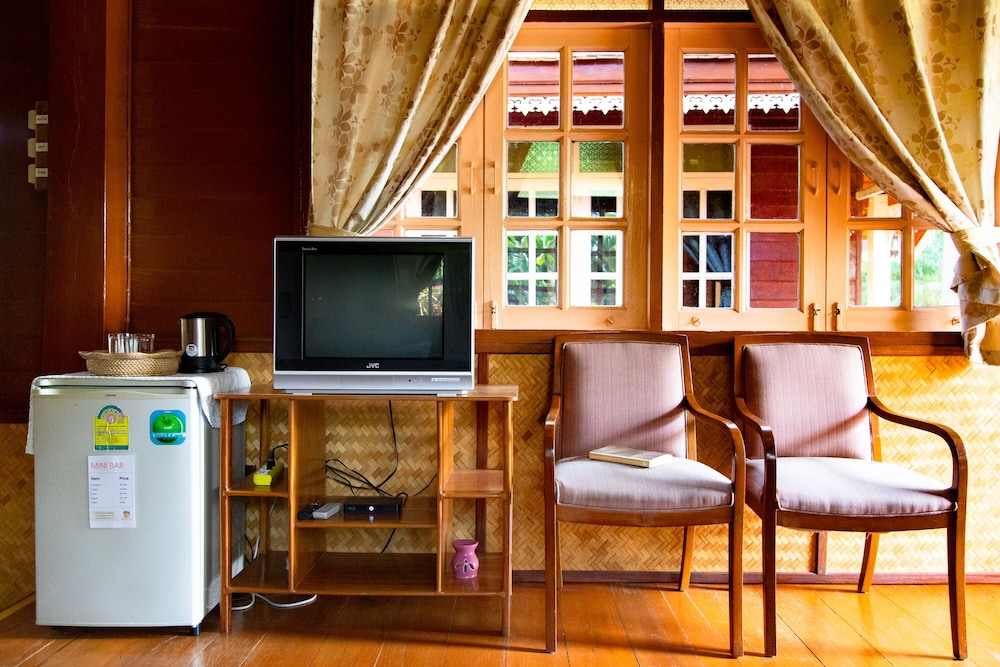 BAANPUFA RESORT 70/80