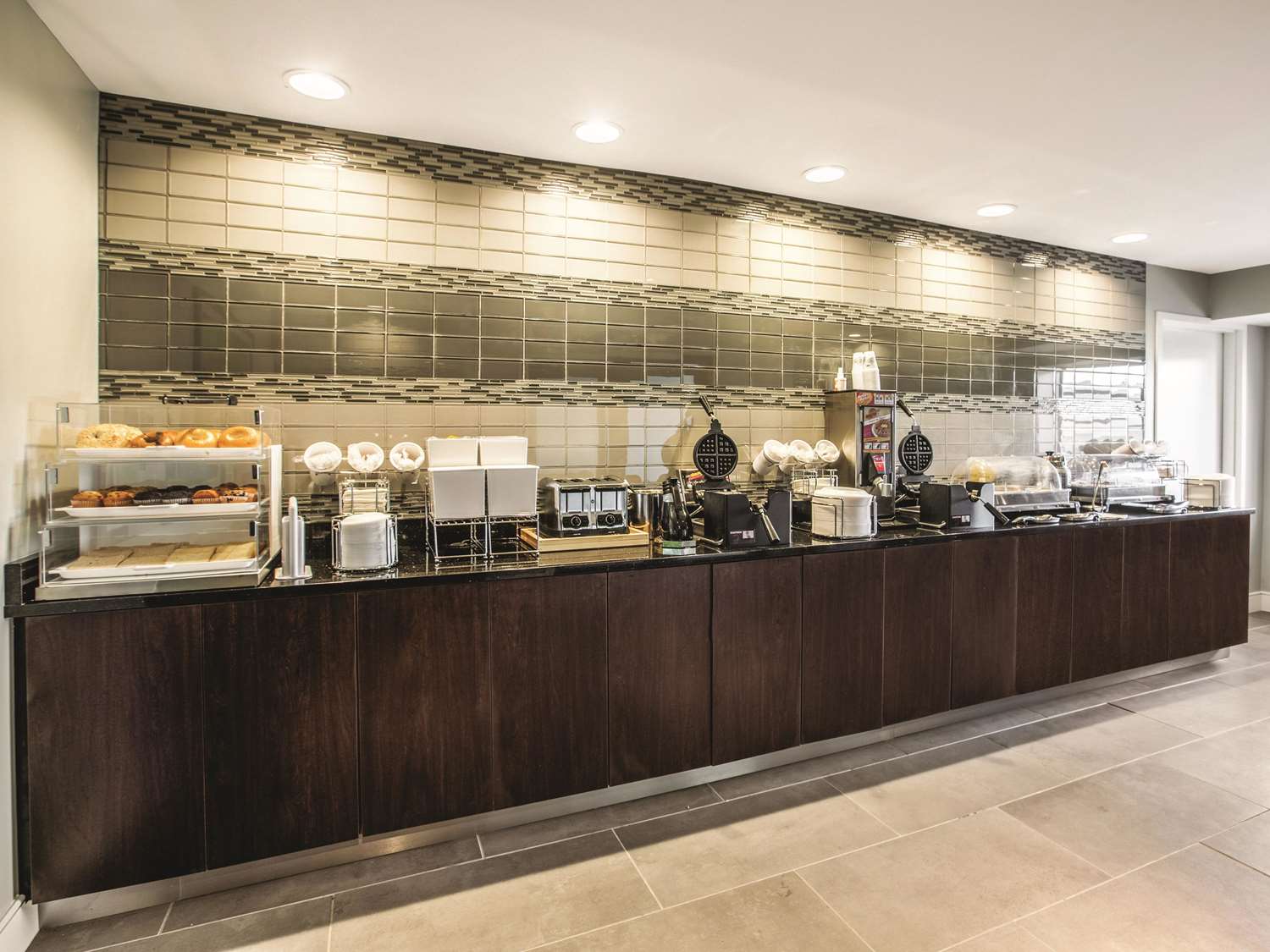 La Quinta Inn & Suites by Wyndham Atlanta Midtown - Buckhead 3/17