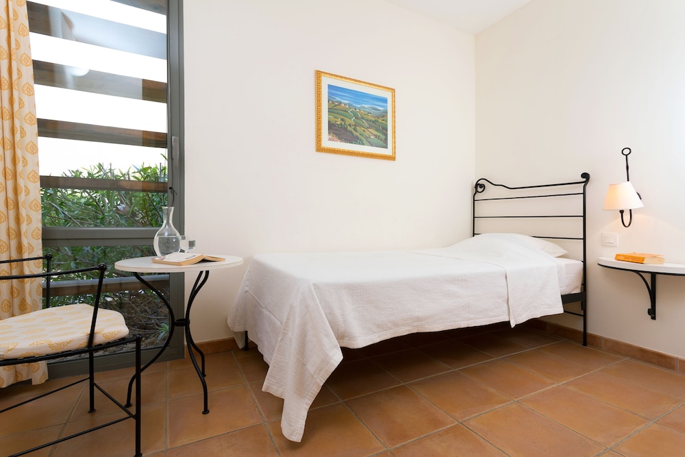 Madame Vacances Residence Provence Country Club 15/50