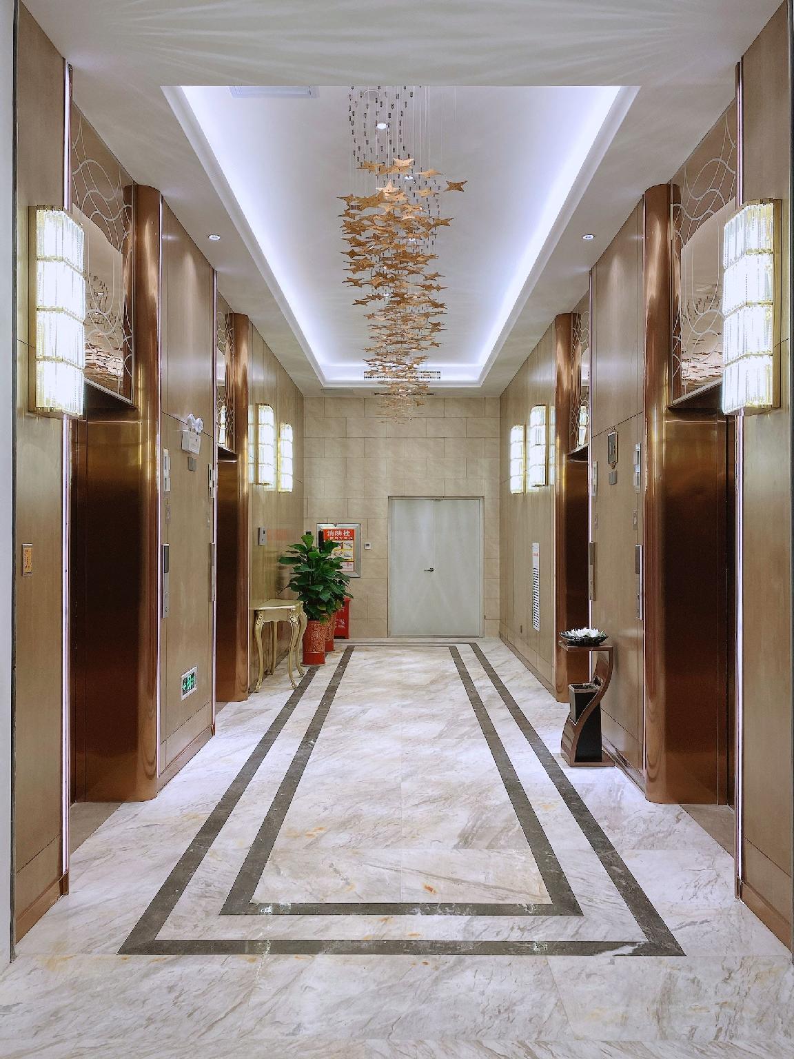 Daye Vienna International Hotel (Huangshi Daye Center High-speed Railway Station) 14/58