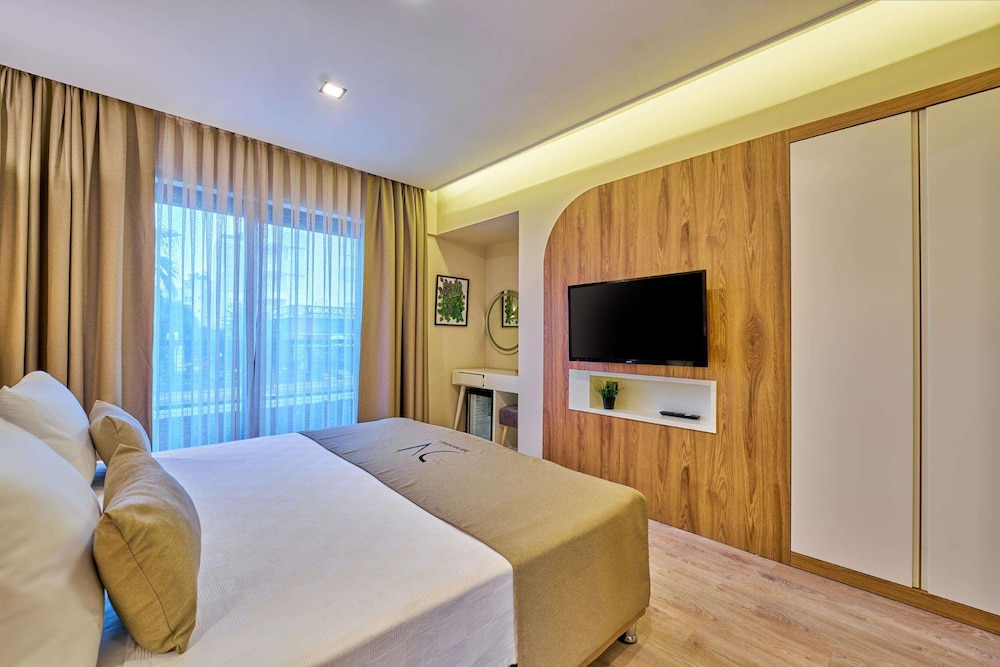 Der Inn Hotel Lara 30/58