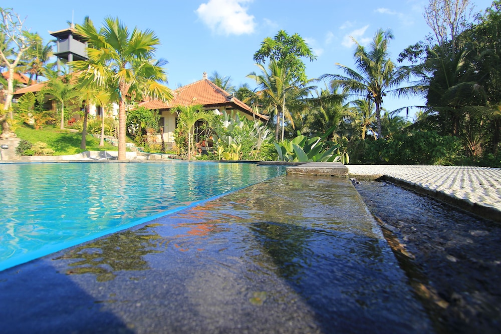 Villa Capung Mas 18/24