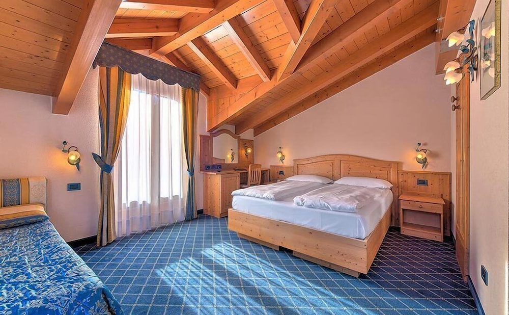 Hotel Madonna Delle Nevi 8/50