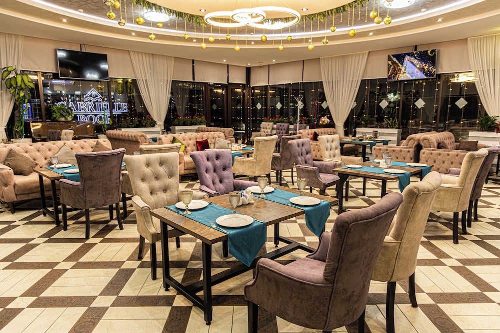 Gabrielle International Hotel 33/50