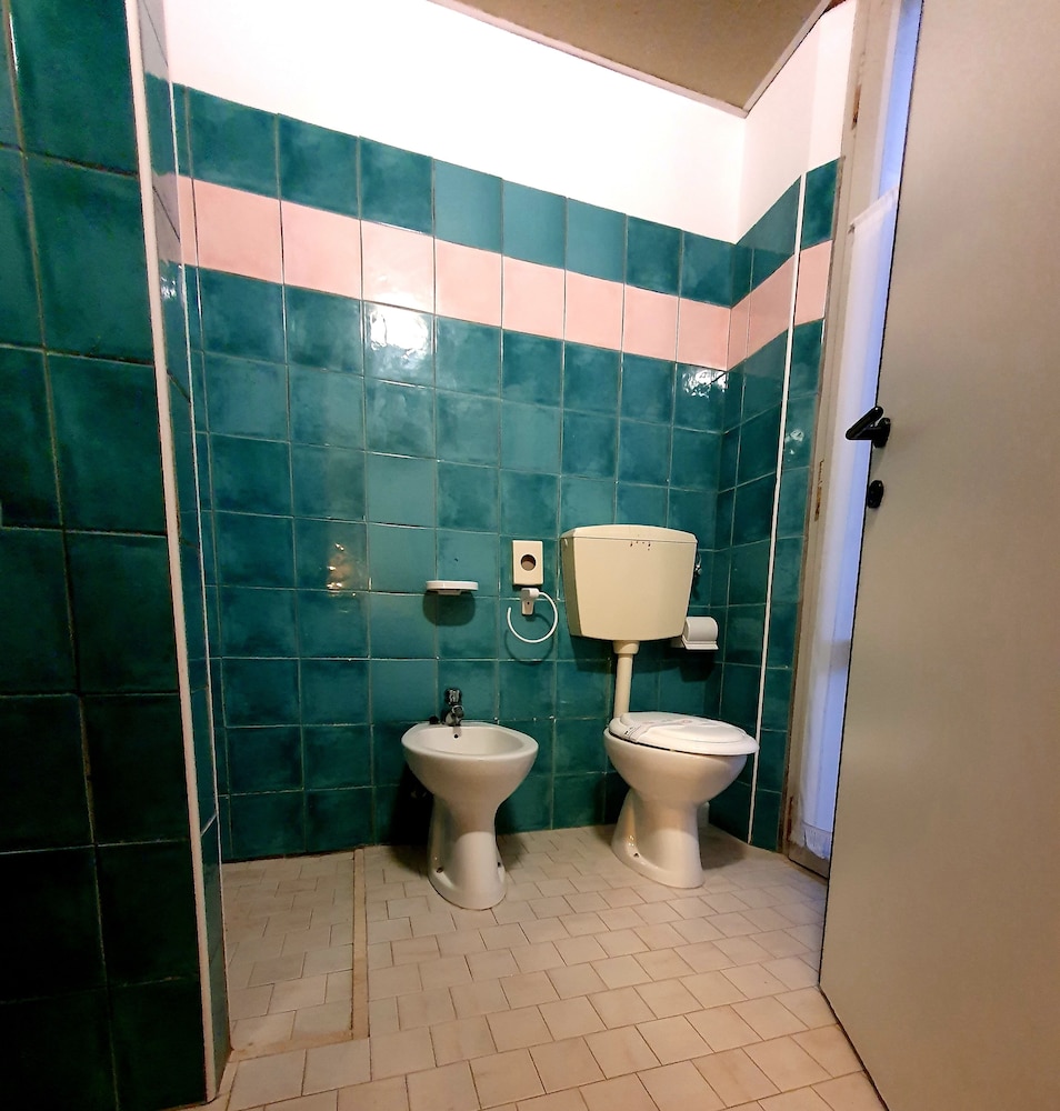 Hotel Lively 39/40