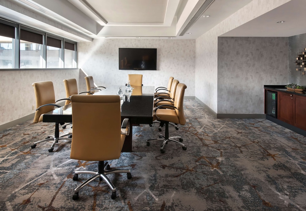 Embassy Suites by Hilton Bethesda Washington DC 47/51