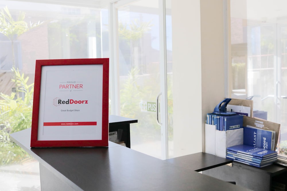RedDoorz at Grand Apartelle Hernan Cortes Cebu 22/38