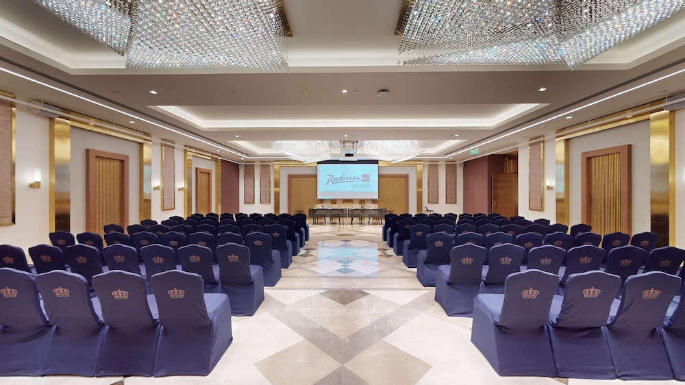 Radisson Blu Hotel & Suites GRT Chennai 41/50