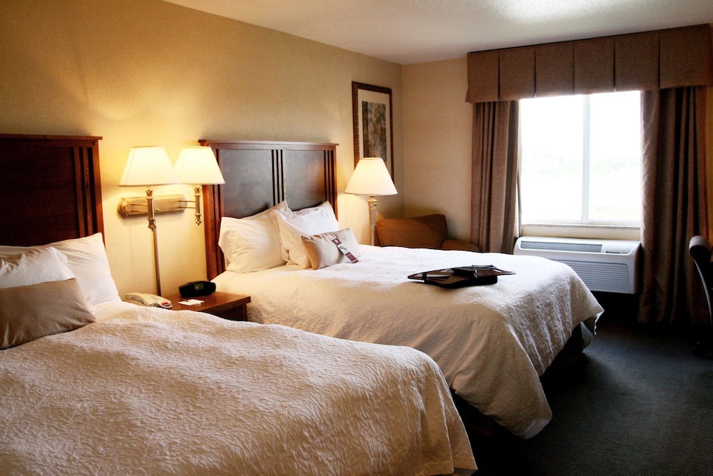 Hampton Inn Pittsburgh Area-Beaver Valley-Ctr Township 15/33
