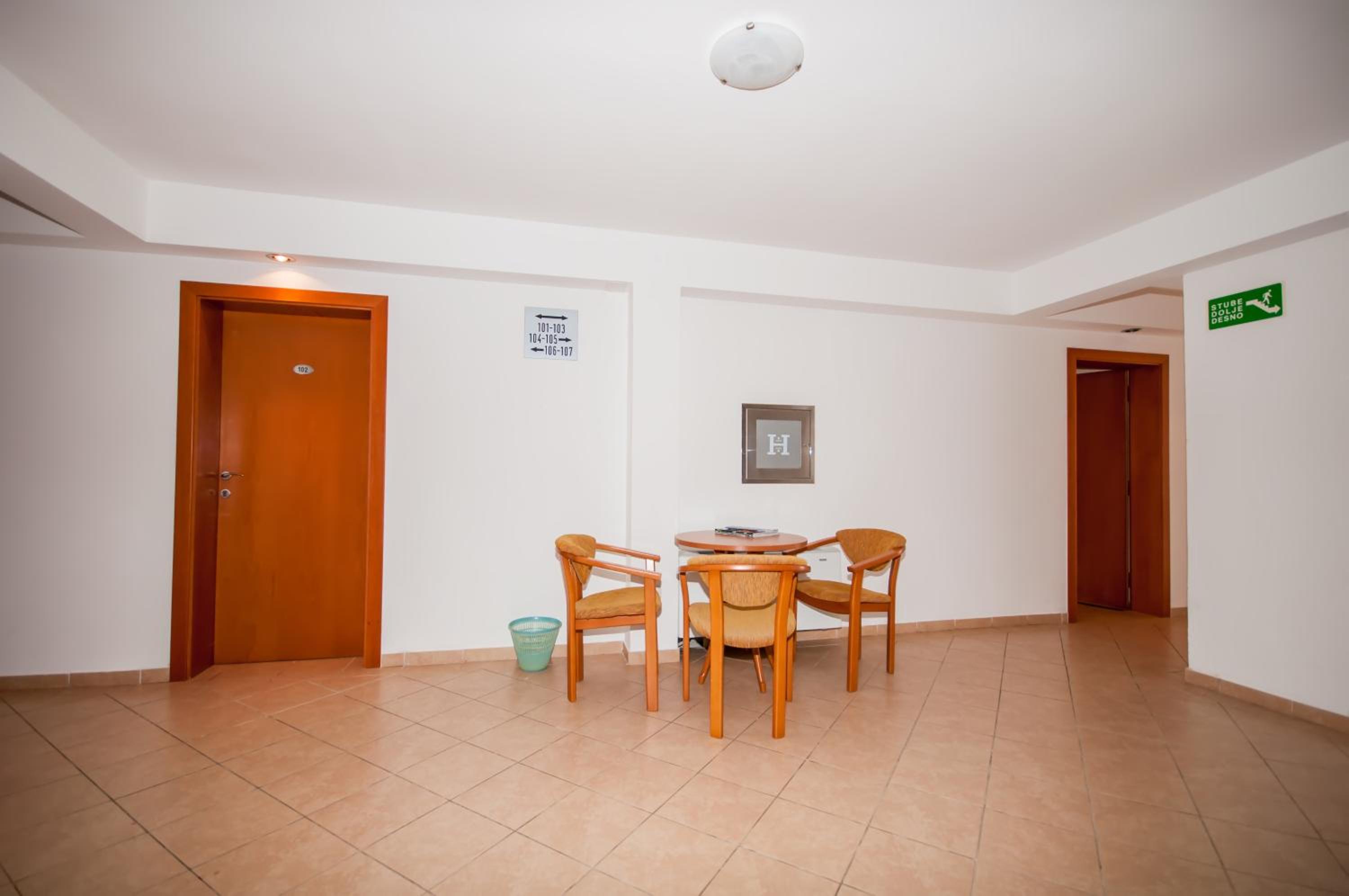 HOTEL AGAVA 9/49