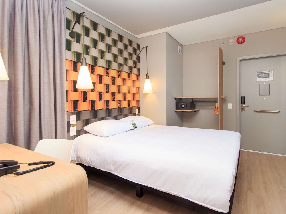 Ibis Cucuta 20/75