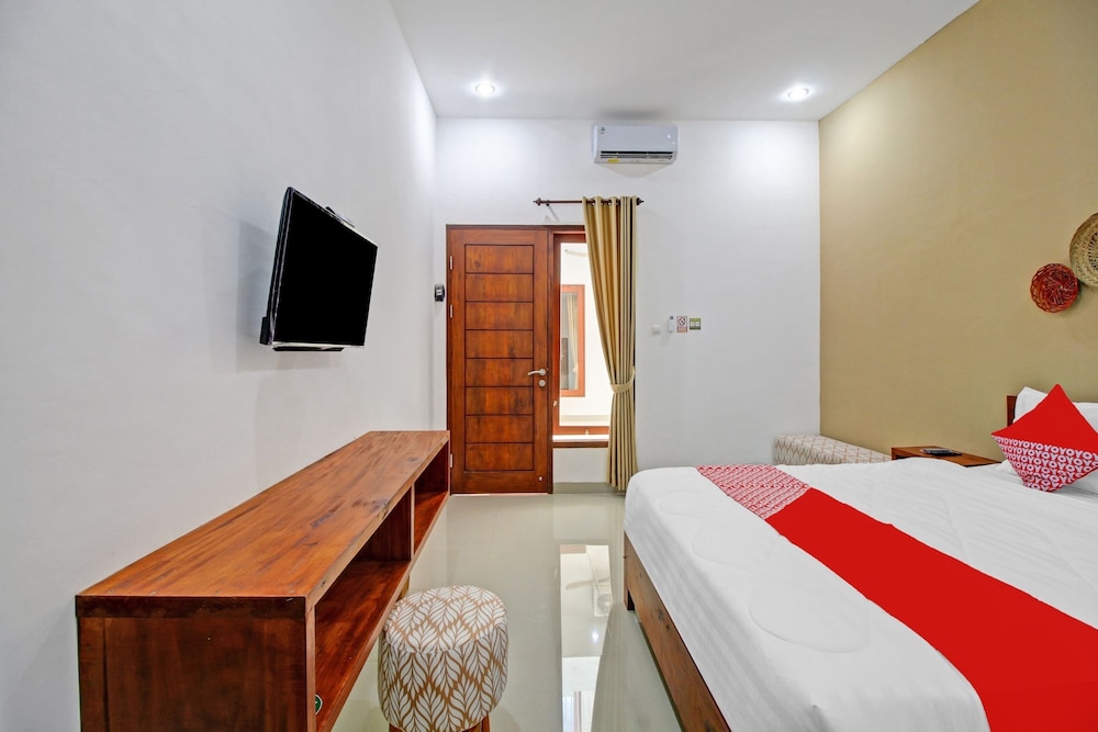 OYO 90820 Madania Guesthouse Syariah 8/23