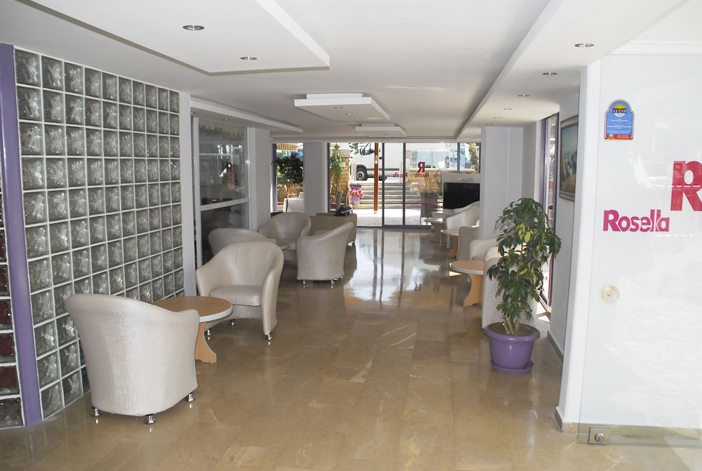Rosella Hotel 30/62