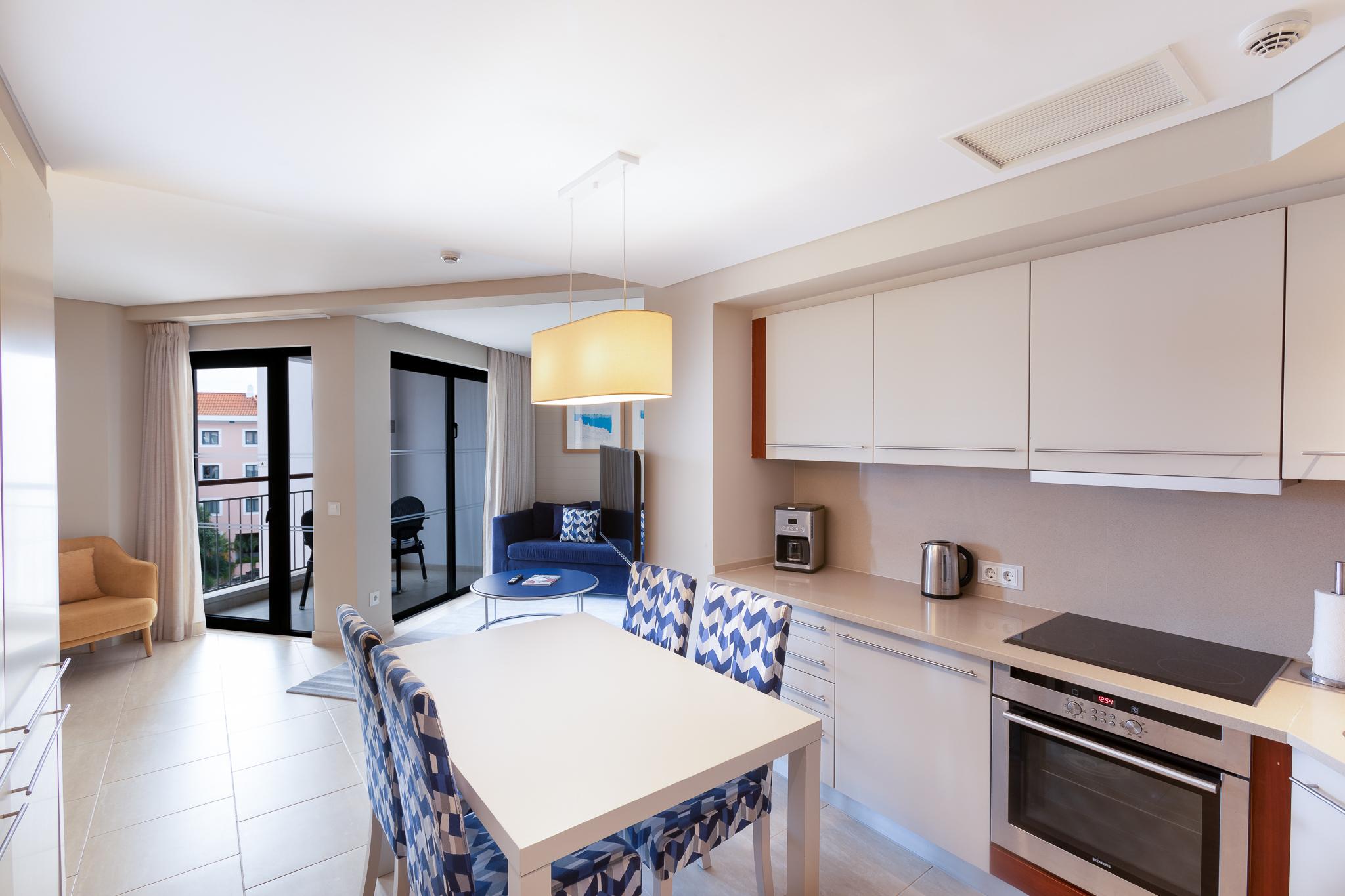1 Bedroom, Apartment, Balcony or Terrace