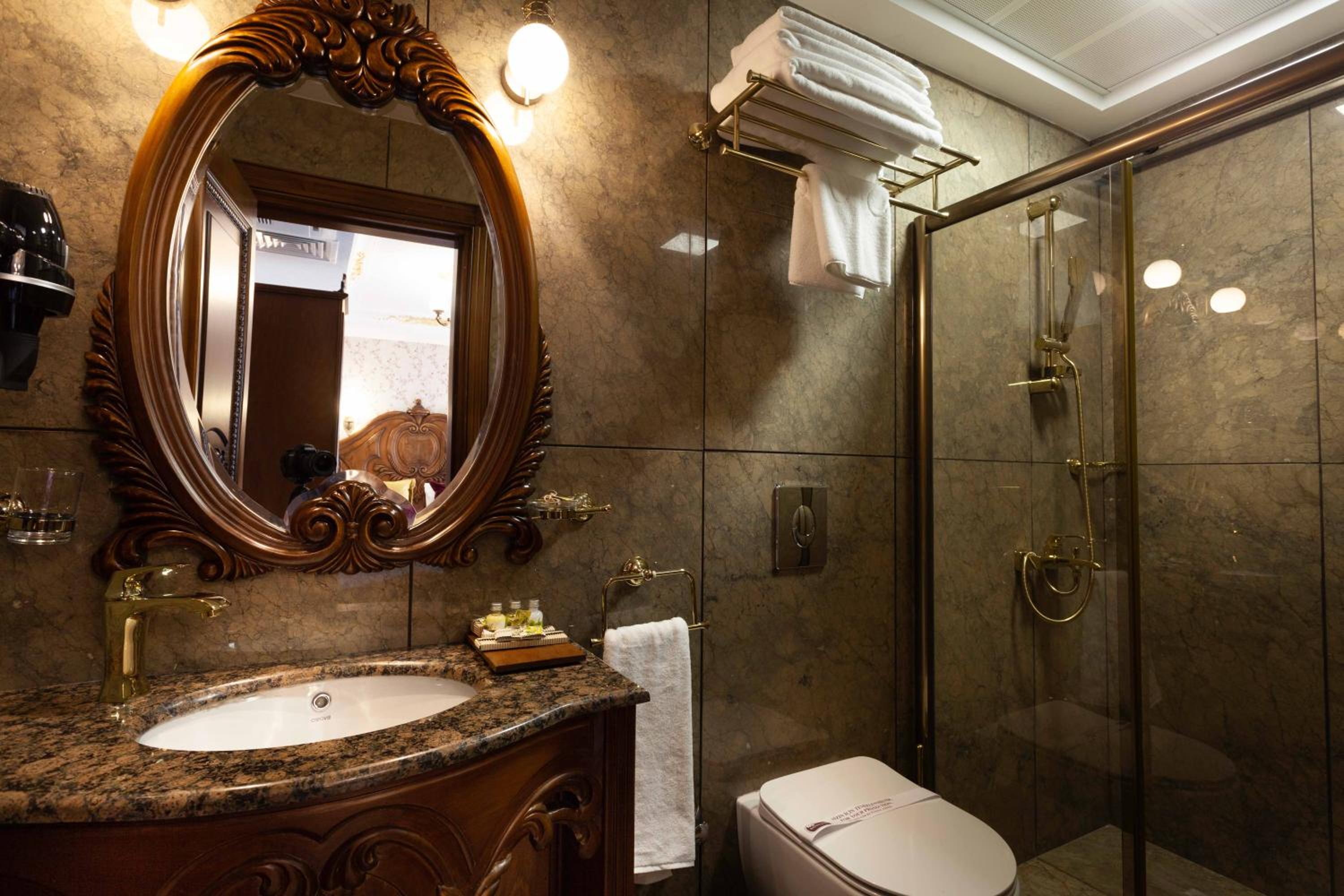 غرفة قياسية بسرير كوين، Bablin Butik Otel 6/8