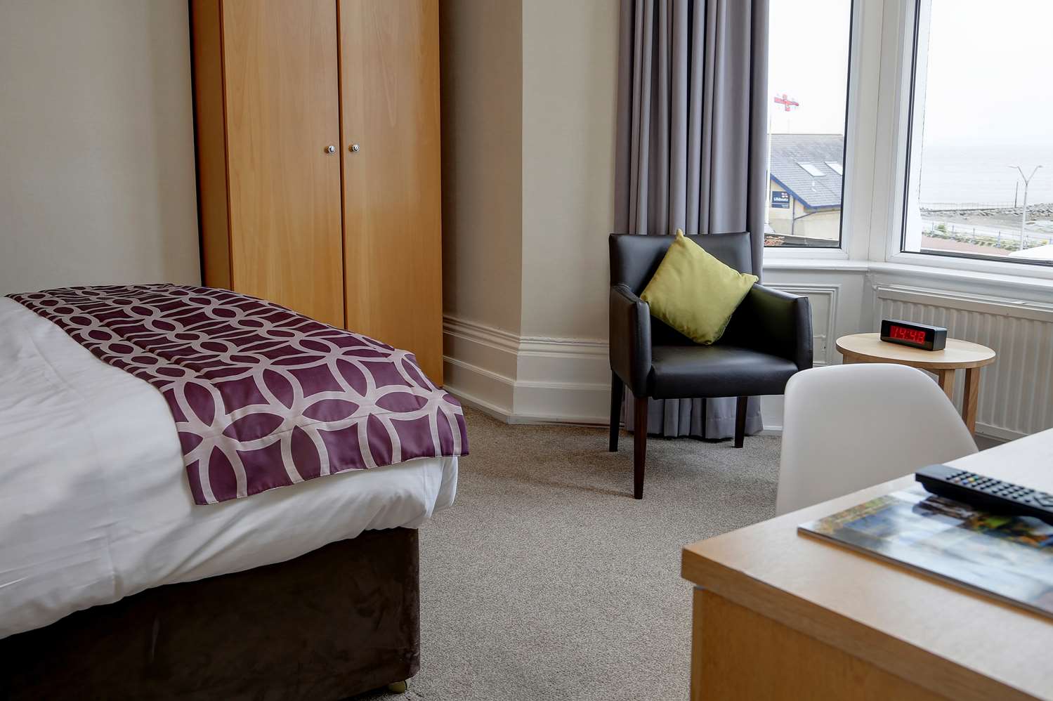 Super, King Bed, Bay and Sea View
