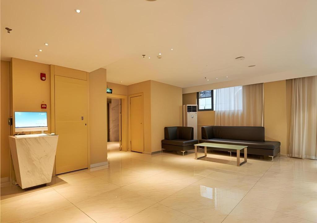 City Comfort Inn (Liuzhou Wuxing Pedestrian Street) 16/54