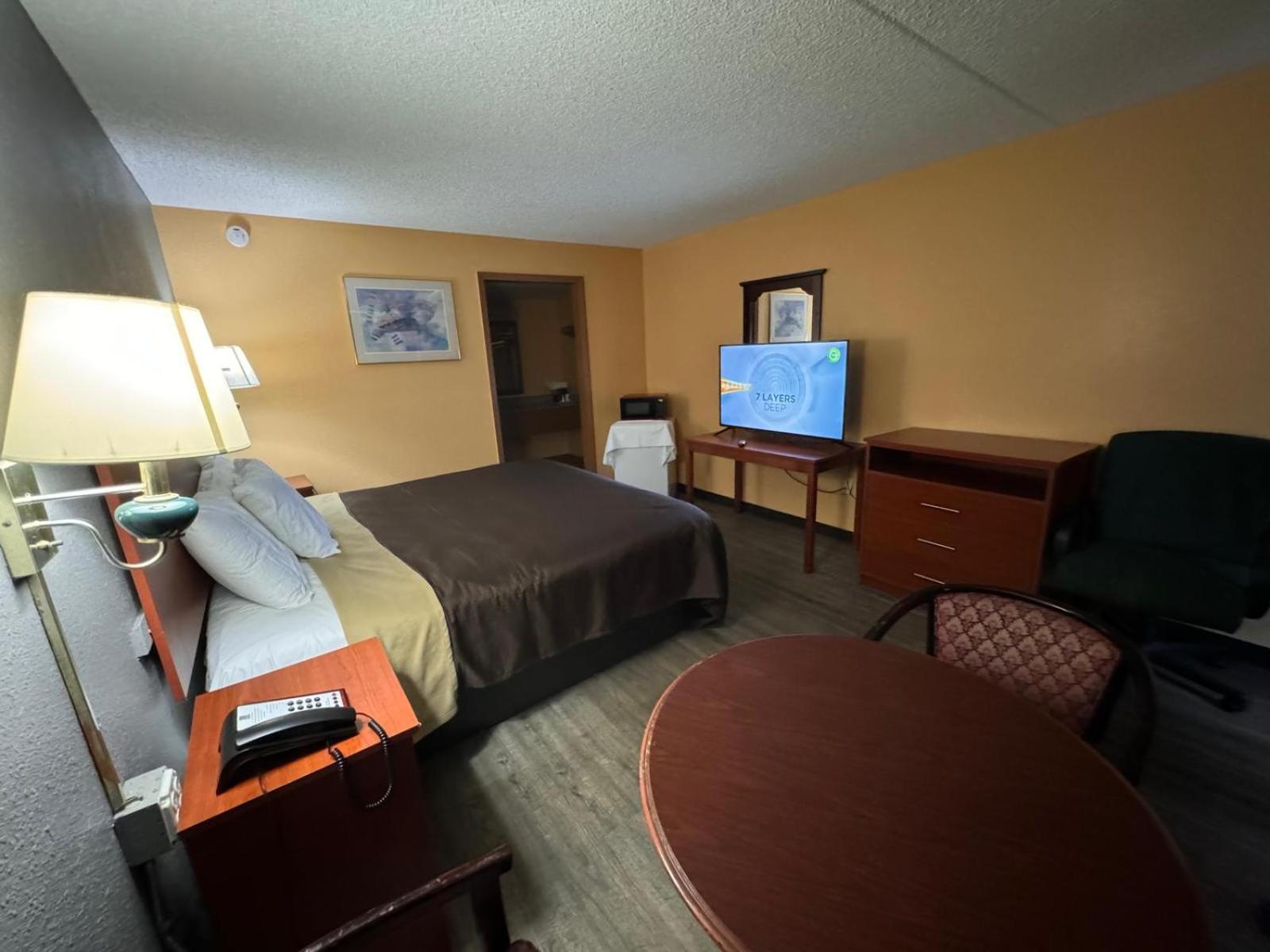 College Inn Spartanburg 23/33