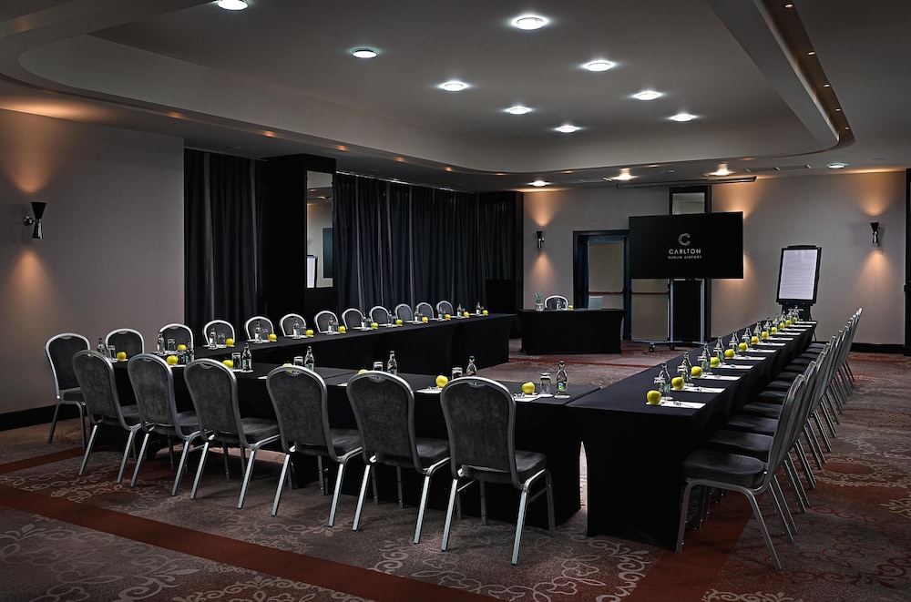 Carlton Hotel Dublin Airport 59/69