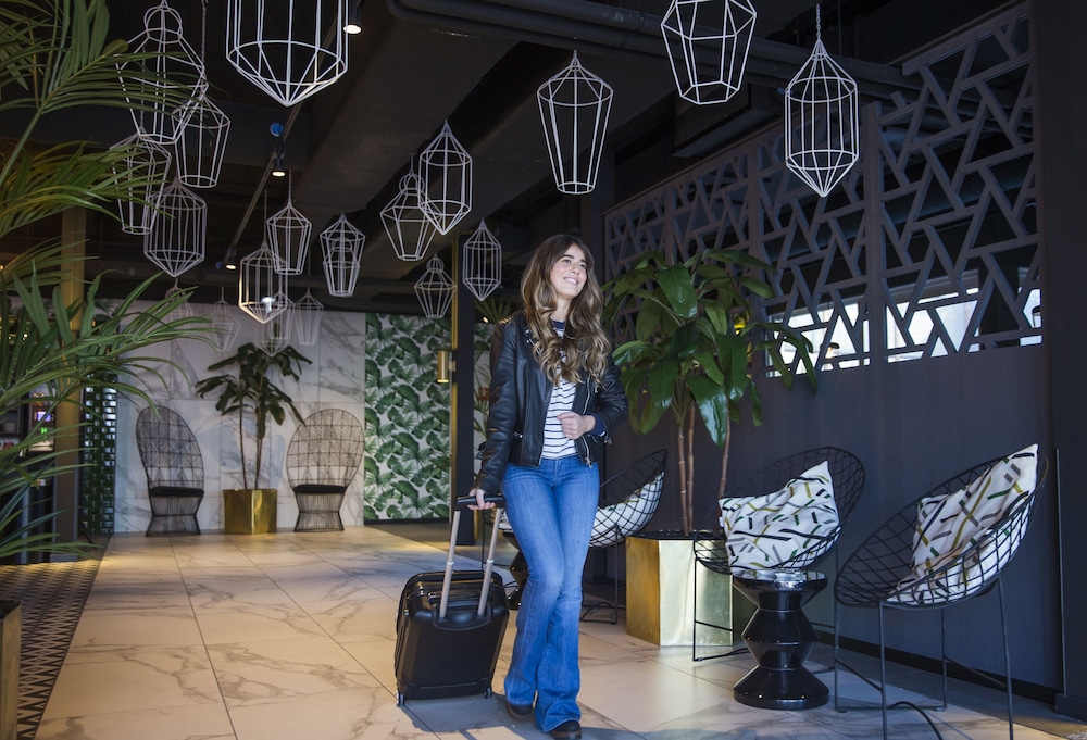 ibis Styles Amsterdam Airport 10/49