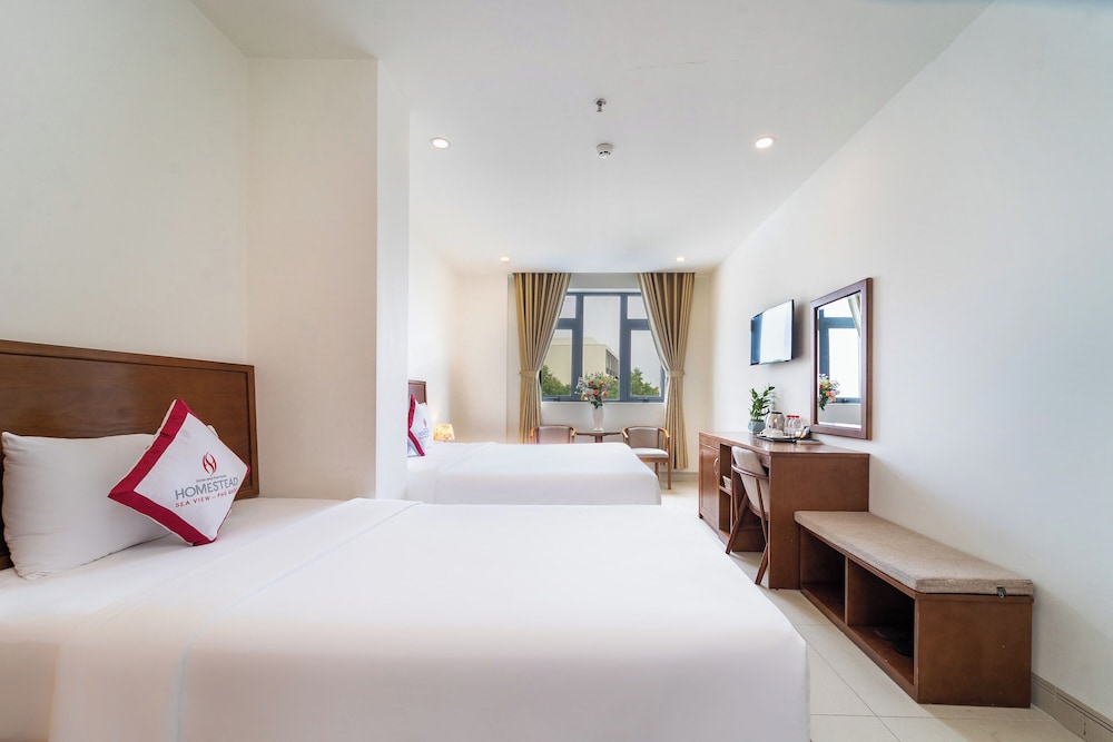 Homestead Seaview Phu Quoc Hotel 11/50