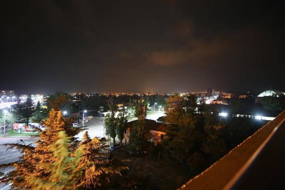 West Tower Hotel Kutaisi 19/25