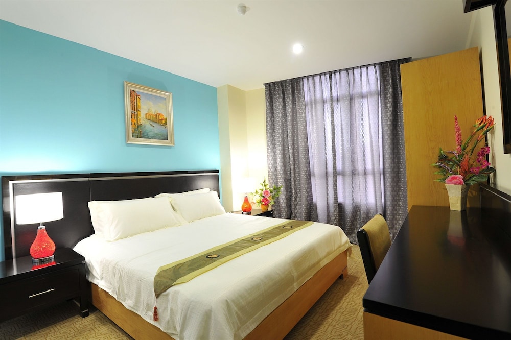 Hallmark View Hotel 21/56