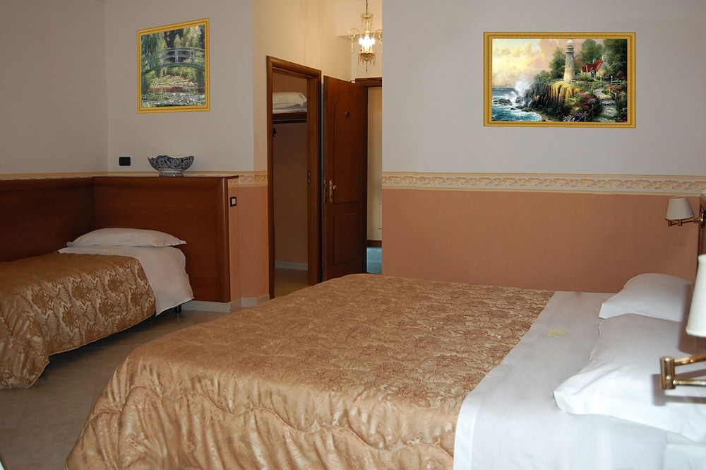 HOTEL RISTORANTE DONATO 31/73