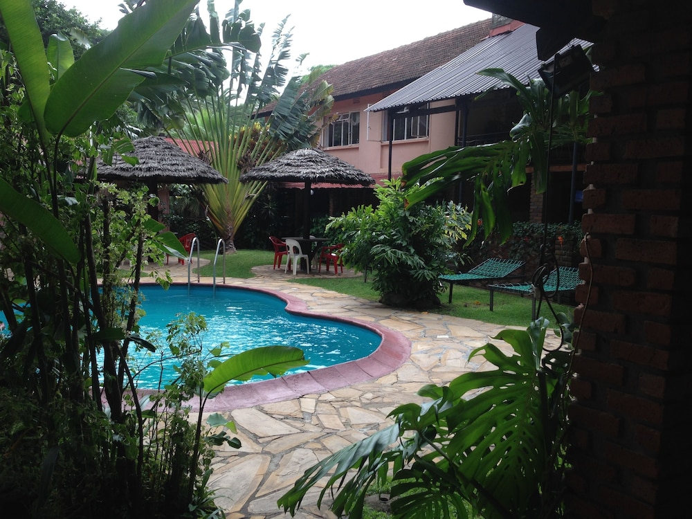 Outpost Lodge 31/40