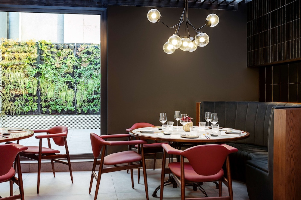 Radisson Collection Bilbao 57/74