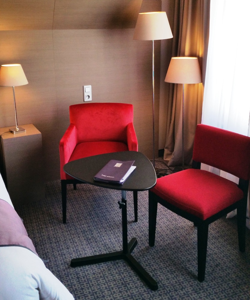 Best Western Hotel De La Breche 32/52