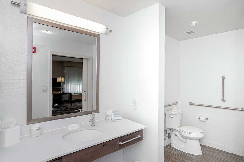Hampton Inn And Suites Georgetown Austin North Tx 15/45