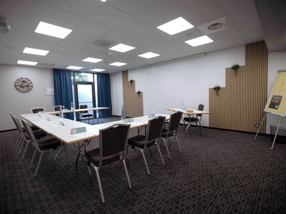 Ibis Styles Evry Lisses 34/48