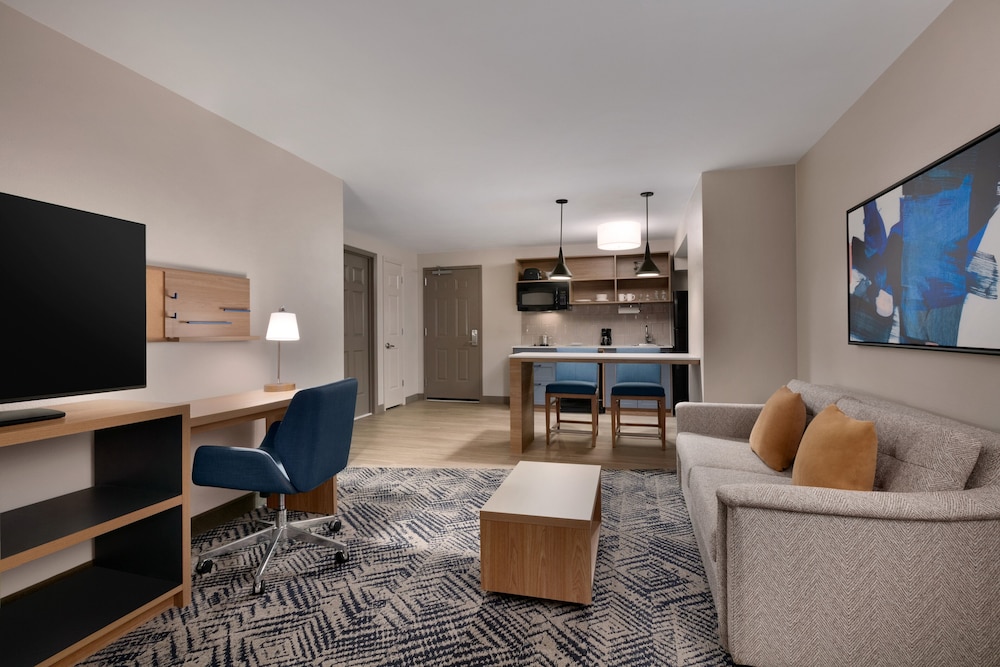 Candlewood Suites Asheville Downtown 51/81
