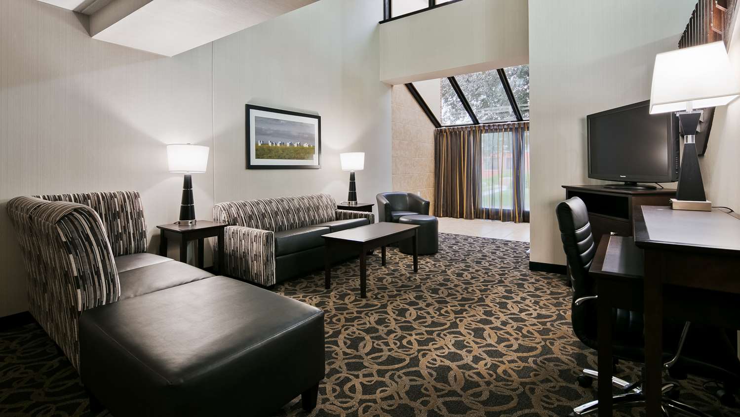 Best Western Ramkota 18/36