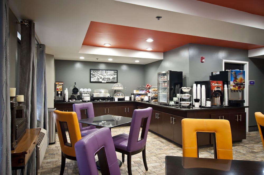 Inn At Clemson 32/47