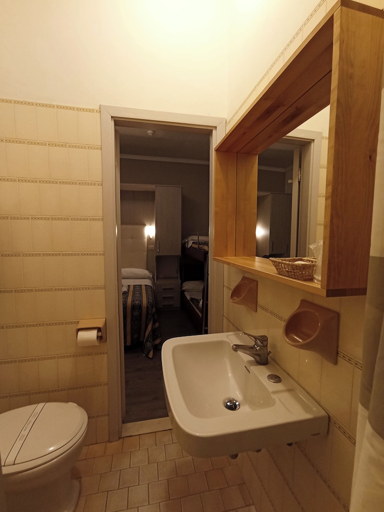 Hotel Vergilius 43/46