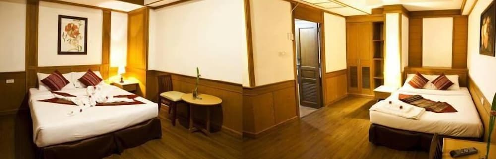 Zaza Hotel 9/49