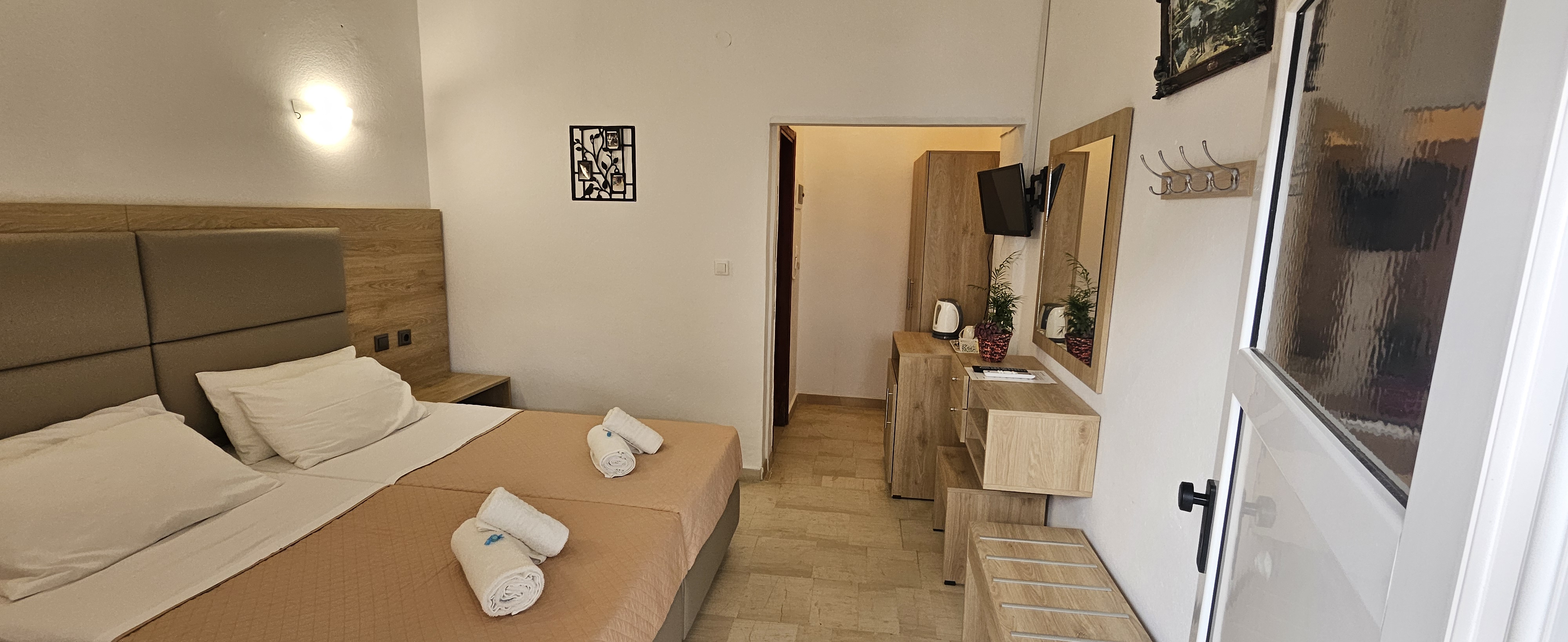 PENSION NYCHTERIDA 5/49