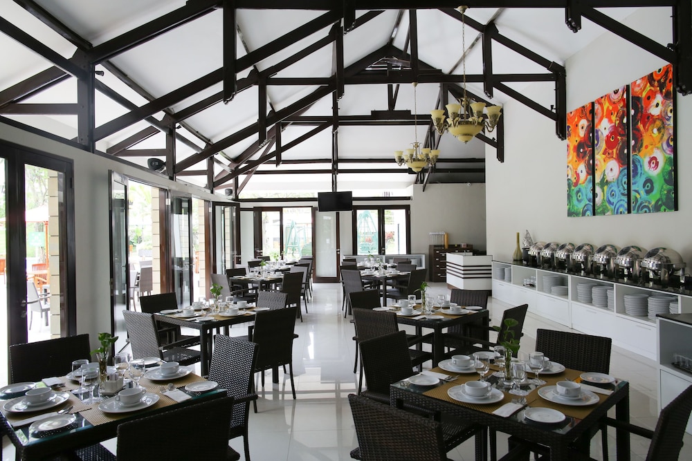 SAMARA RESORT 53/72
