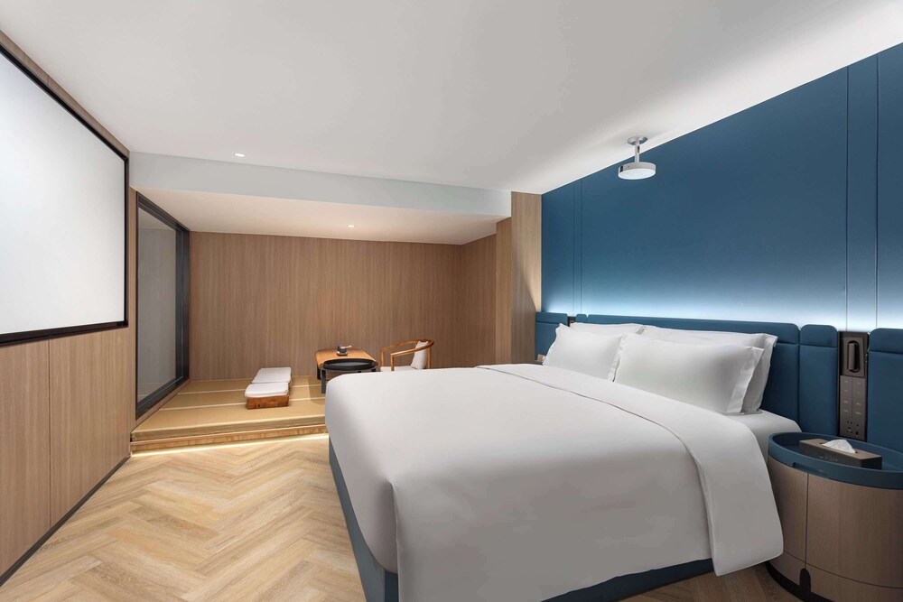 ROOM, KING BED, TATAMI