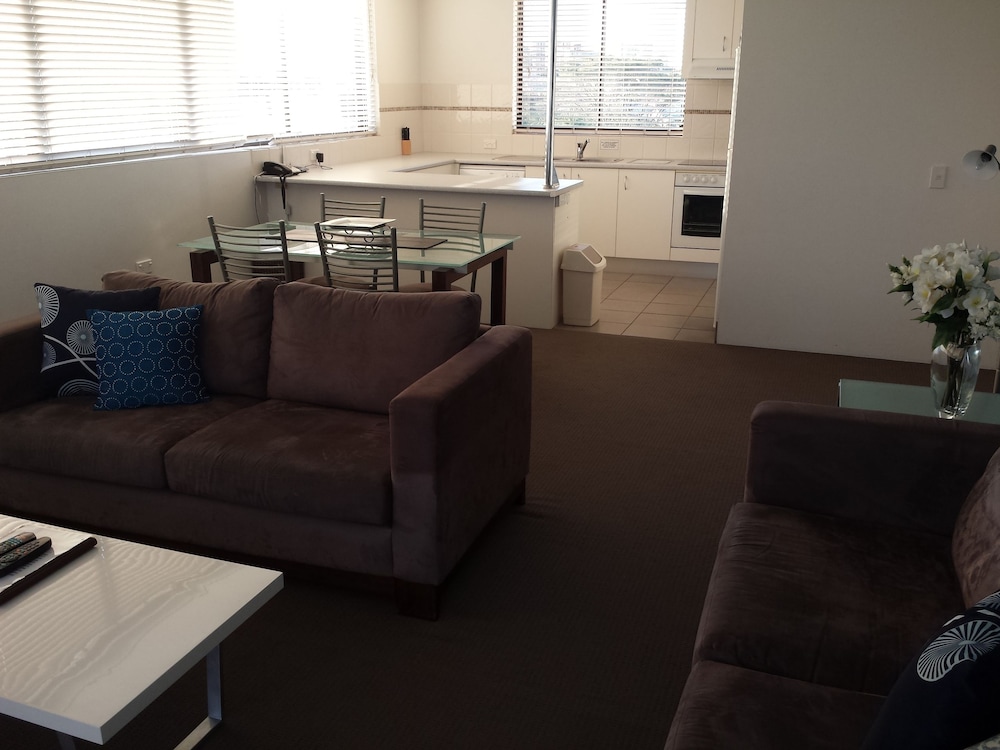 Kirribilli Riverfront Apartments 43/72
