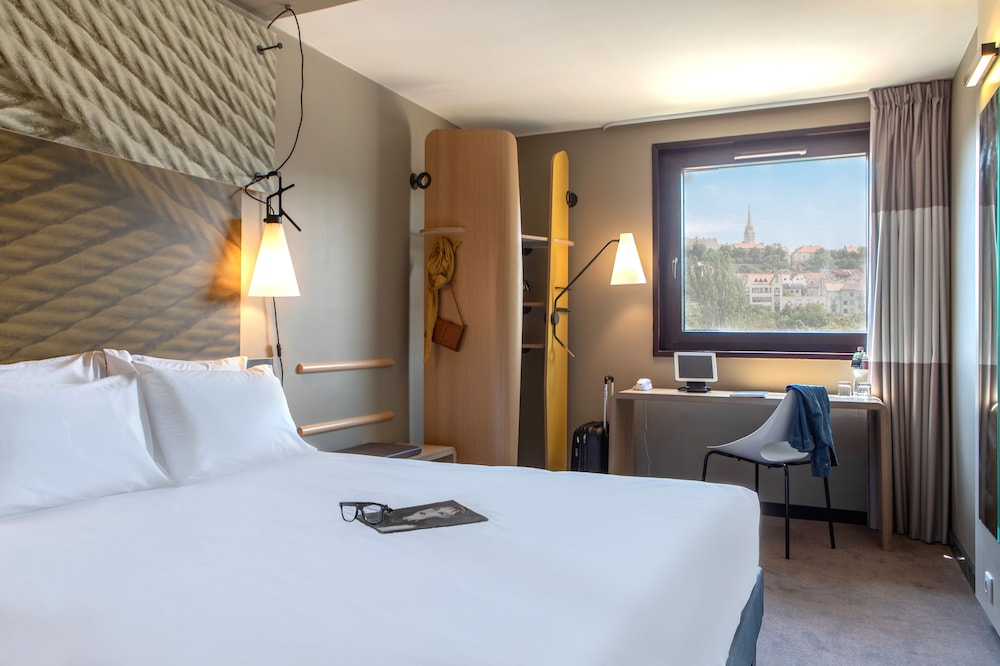 Ibis Budapest Castle Hill 25/77