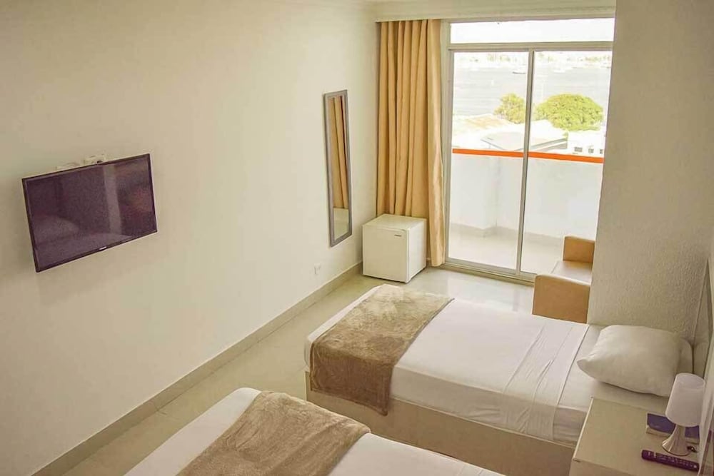 Hotel Cartagena Premium 12/28