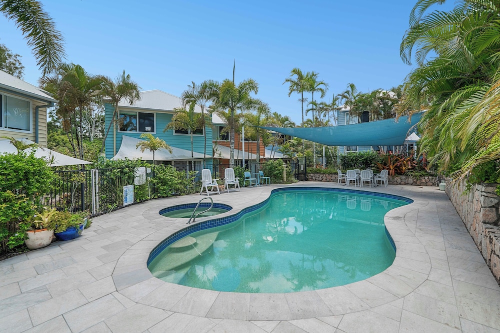 SAILS LIFESTYLE RESORT 35/43