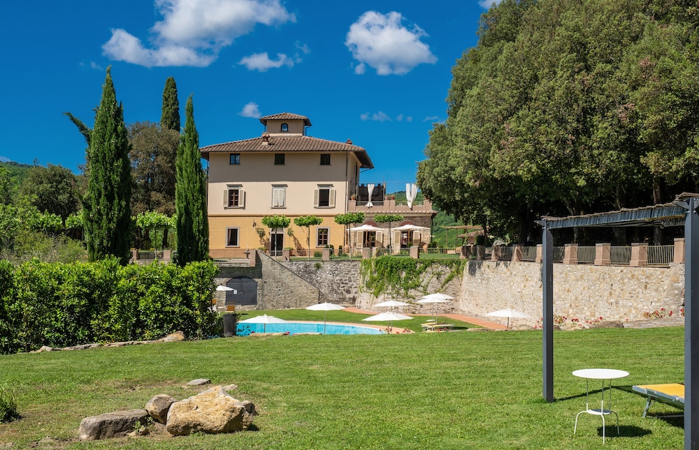 Villa Campomaggio 66/74